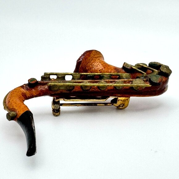 Leather Saxaphone Brooch Pin Brown Brass Vintage 7/8 x 1 3/4" Musical Instrument - Picture 6 of 8